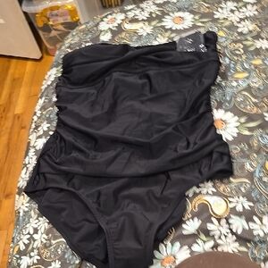 New Kona Sol Women’s Black One-Piece Swimwear Swimsuit